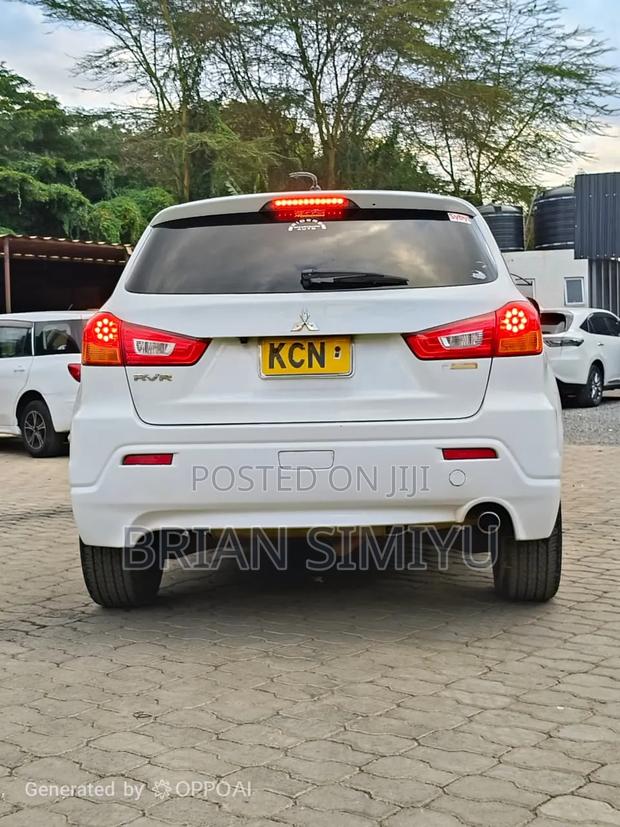 Mitsubishi RVR 2010 White