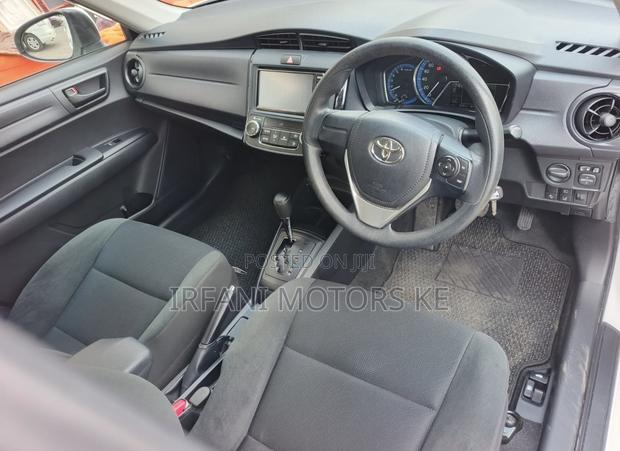 Toyota Axio 1.5 Hybrid 2WD 2019 White