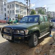 Toyota Hilux 2004 Green for sale