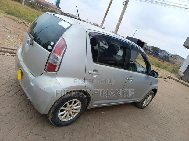 Toyota Passo 2004 Silver