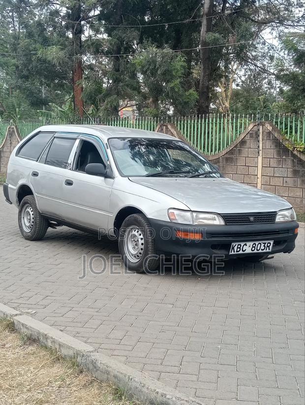 Toyota Corolla 2001 Silver