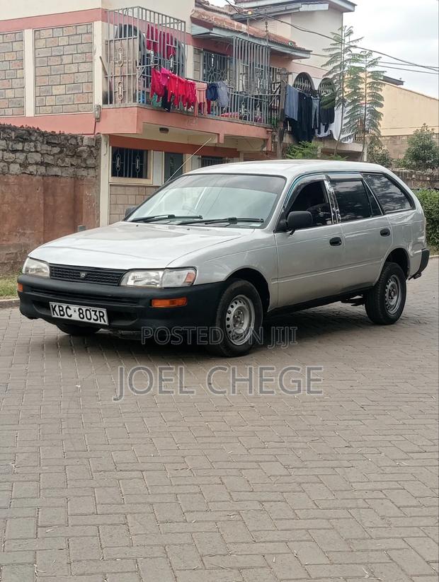 Toyota Corolla 2001 Silver