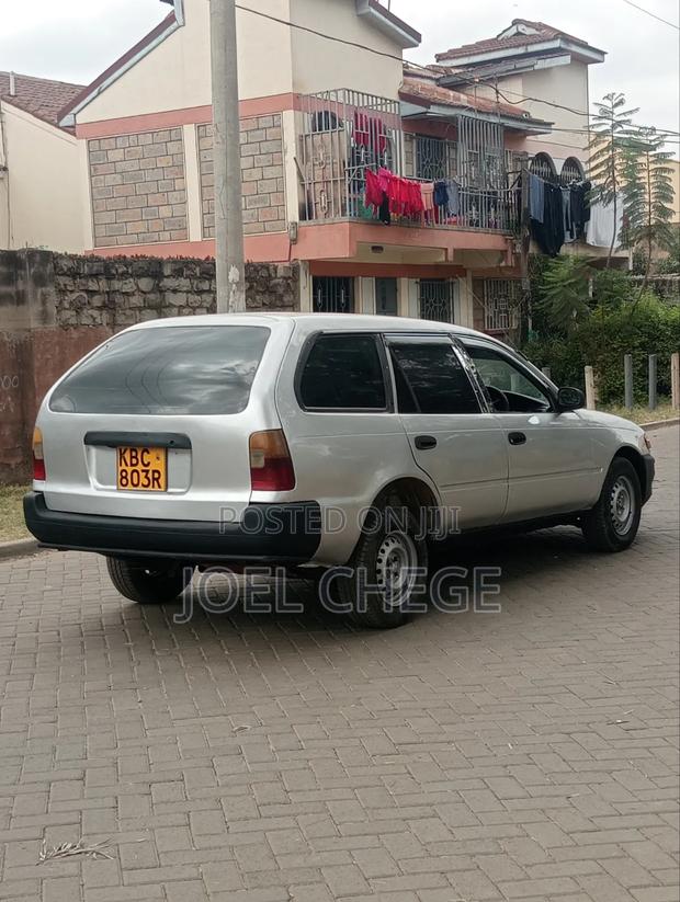 Toyota Corolla 2001 Silver