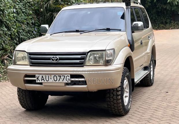 Toyota Land Cruiser Prado 3.0 D-4D 5dr 2001 Gold