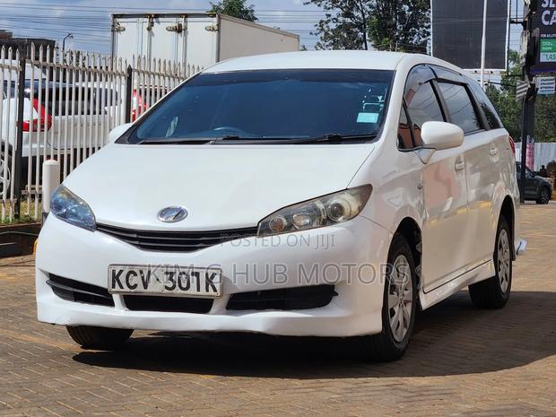 Toyota Wish 2012 Pearl