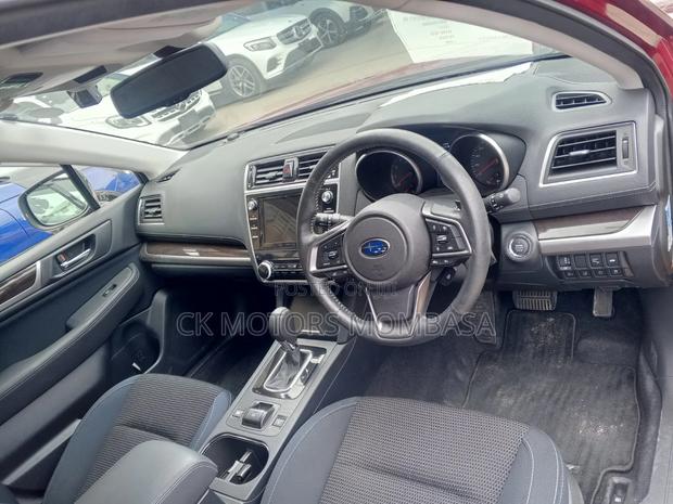 Subaru Legacy 2017 Red