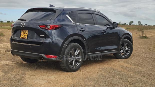 Mazda CX-5 2019 Blue