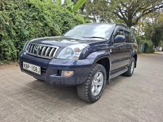 Toyota Land Cruiser Prado 2005 Blue