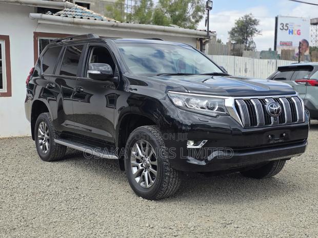 Toyota Land Cruiser Prado 2019 Black