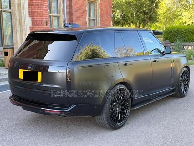 Land Rover Range Rover 2022 Black