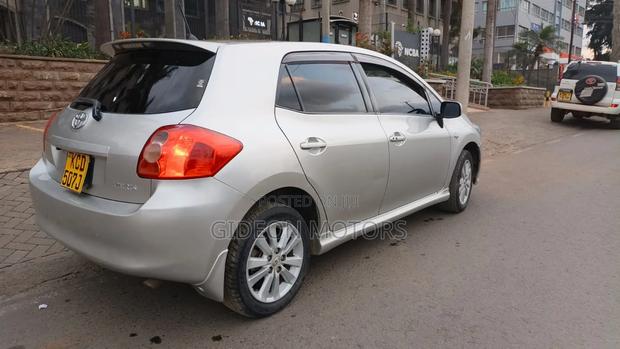 Toyota Auris 2008 Silver