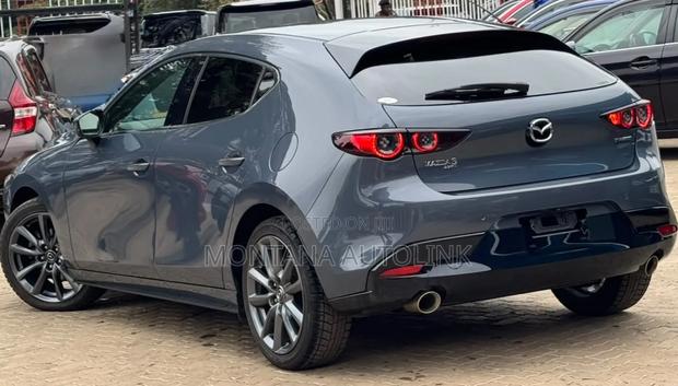 Mazda 3 2019 Gray
