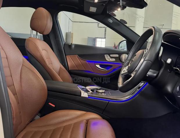 Mercedes-Benz C200 2019 Pearl