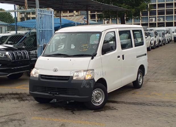 Toyota TownAce 2019 Off white