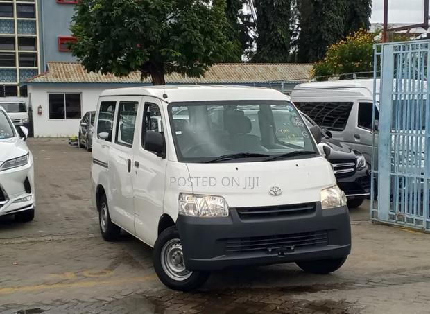 Toyota TownAce 2019 Off white