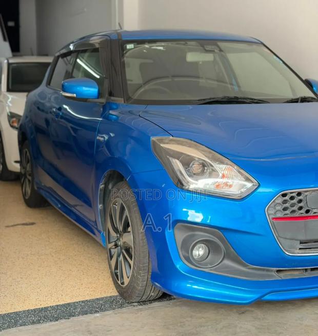 Suzuki Swift 2019 Blue