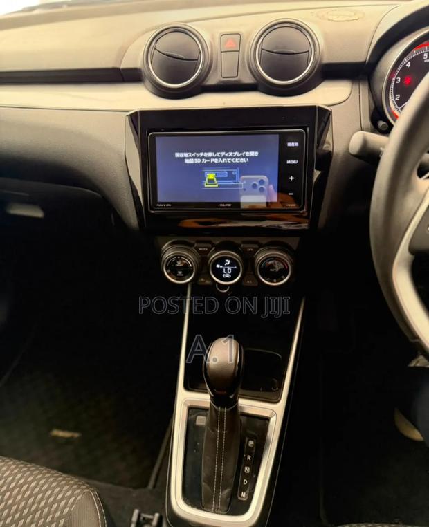 Suzuki Swift 2019 Blue