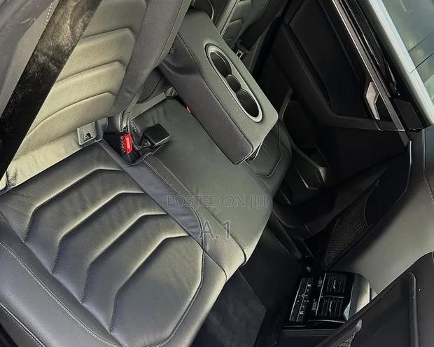 Volkswagen Touareg 2020 Black