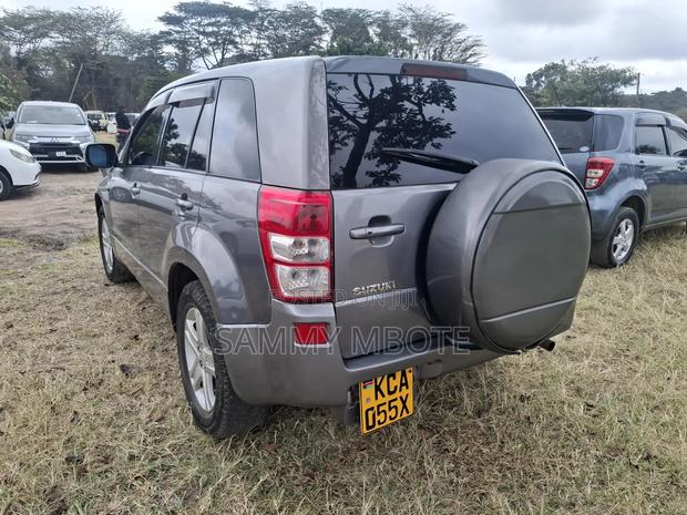 Suzuki Escudo 2007 Gray
