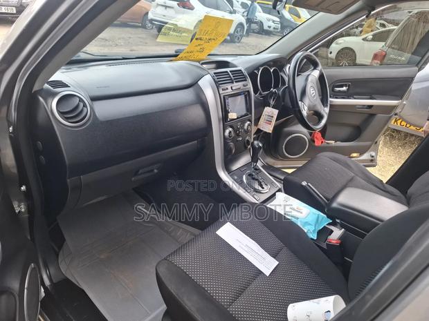 Suzuki Escudo 2007 Gray