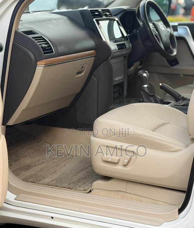 Toyota Land Cruiser Prado 2020