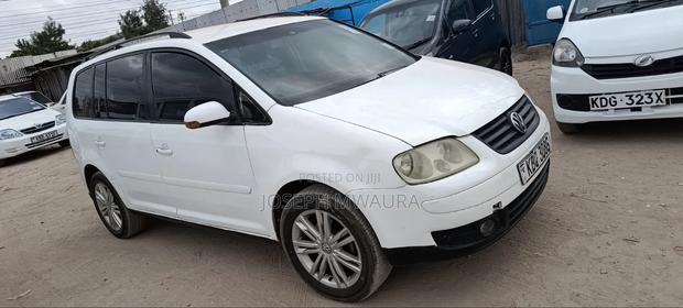 Volkswagen Touran 2004 White
