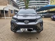 Toyota Fortuner 2016 Gray for sale