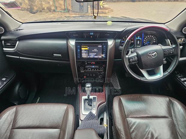 Toyota Fortuner 2016 Gray