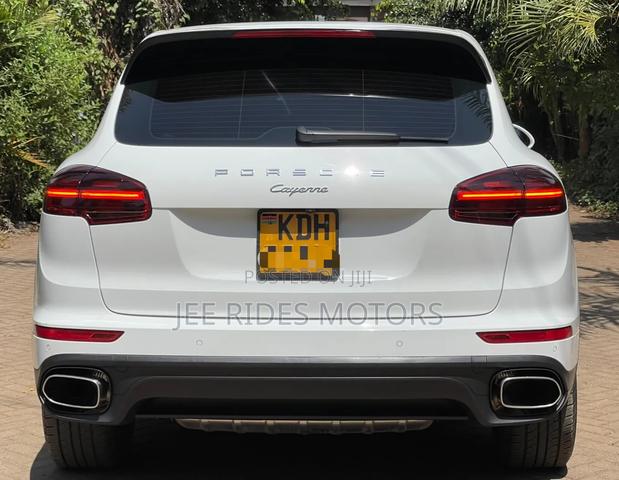 Porsche Cayenne 2015 Pearl