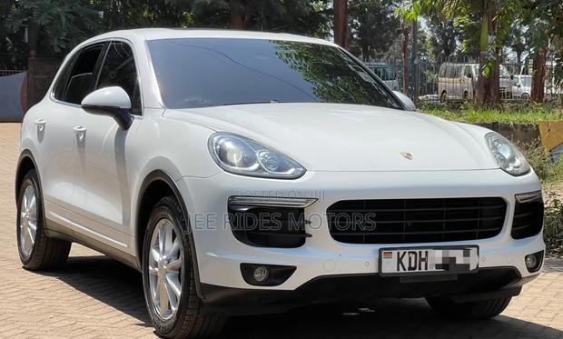 Porsche Cayenne 2015 Pearl