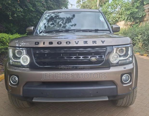 Land Rover Discovery 2015 Brown