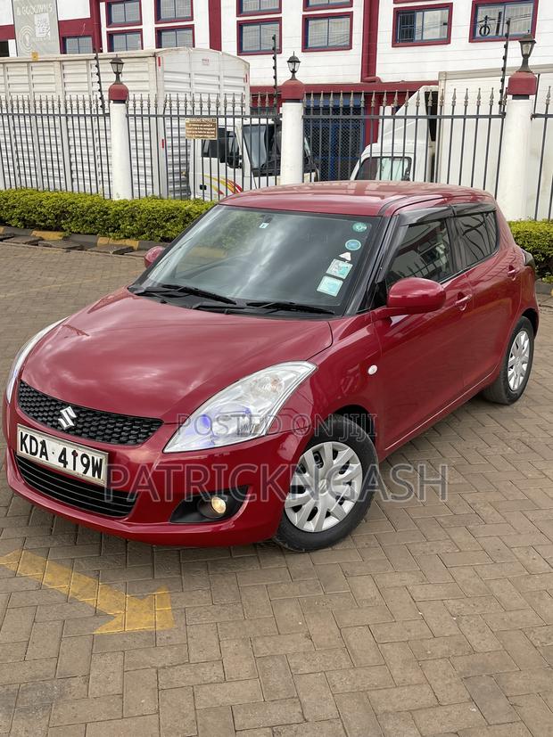 Suzuki Swift 2013 Red