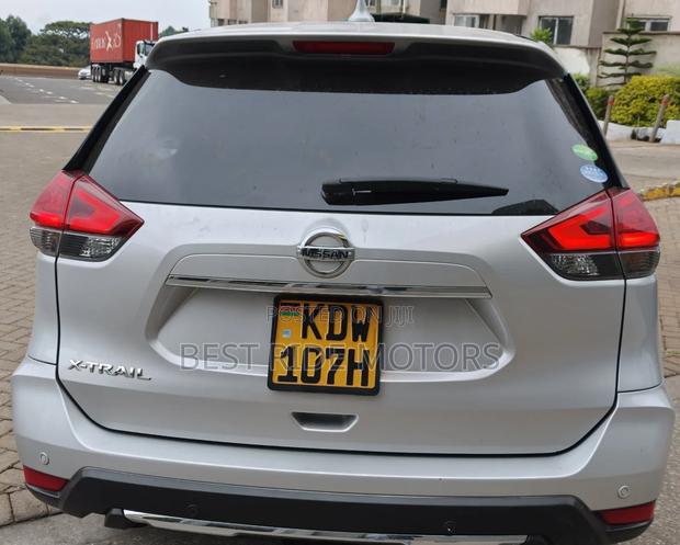 Nissan X-Trail 2.0 Petrol AWD 2018 Silver