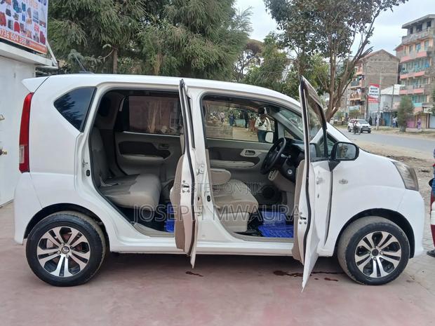 Daihatsu Move 2015 White