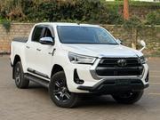 Toyota Hilux 2022 White for sale