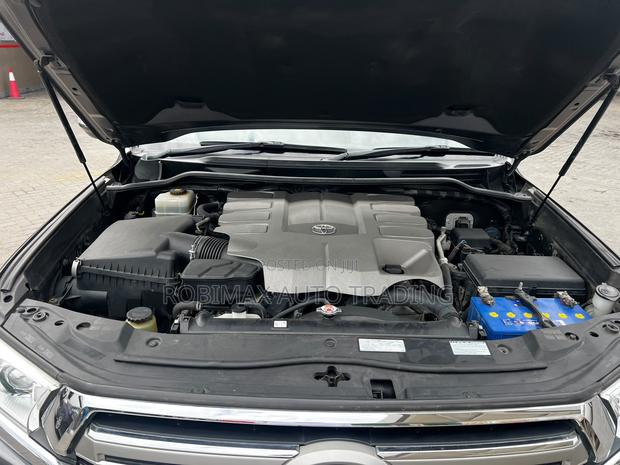 Toyota Land Cruiser 2019 Black