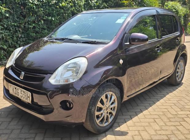 Toyota Passo 1.0 FWD 2014 Maroon