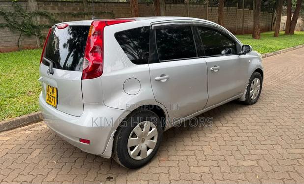 Nissan Note 2012 Silver