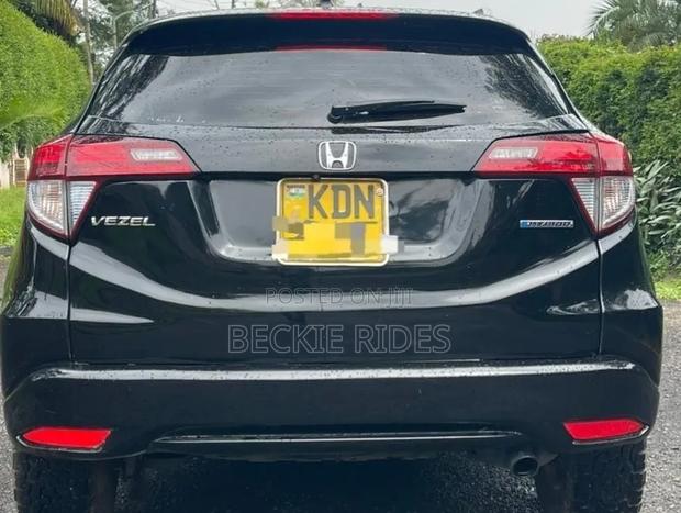 Honda Vezel 2017 Black
