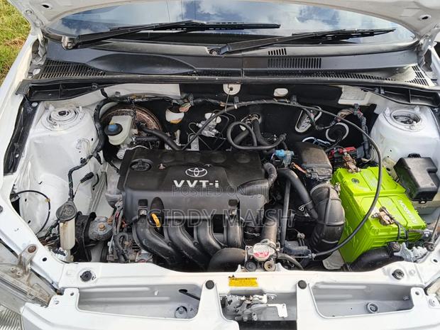 Toyota Succeed SV Premium 2014 White