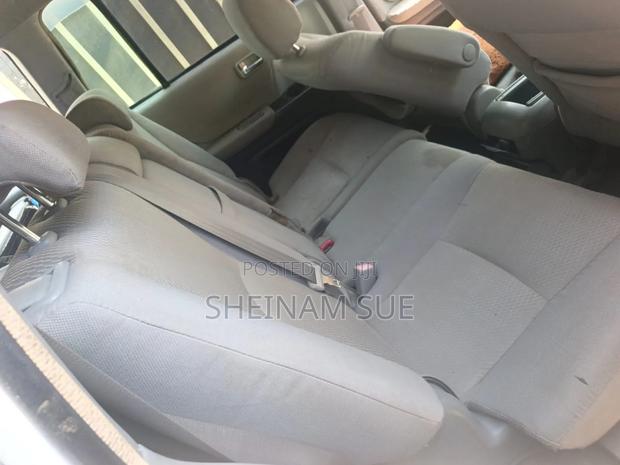 Toyota Kluger 2007 White