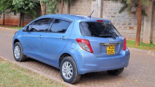 Toyota Vitz 2012 Blue