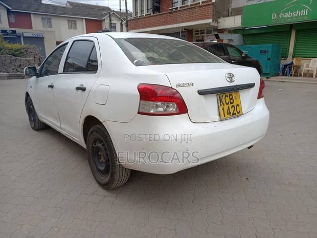 Toyota Belta 2008 White
