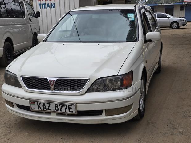 Toyota Vista 2000 White
