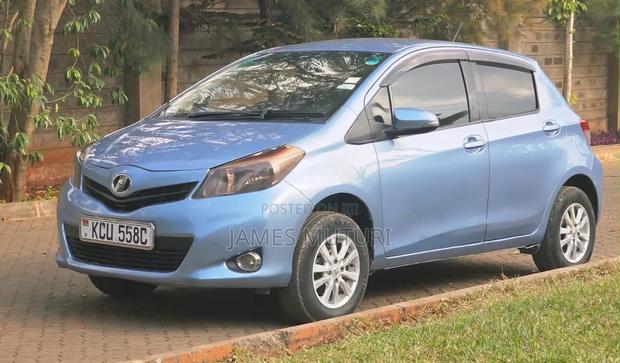 Toyota Vitz 2012 Blue