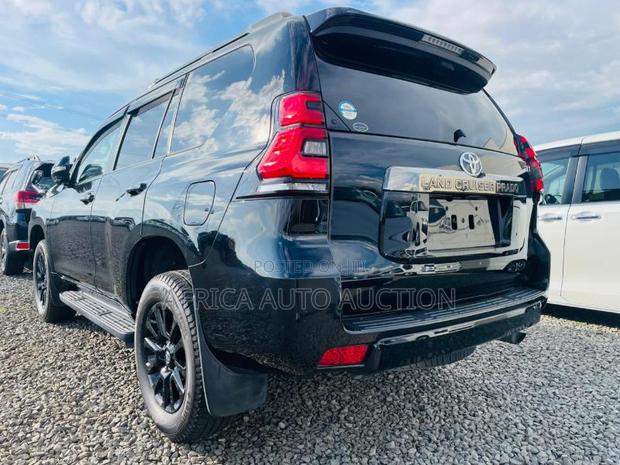Toyota Land Cruiser Prado 4.0 Petrol TX 2021 Black