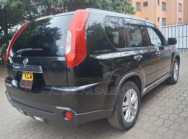 Nissan X-Trail 2012 Black