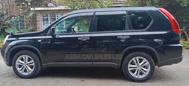 Nissan X-Trail 2012 Black