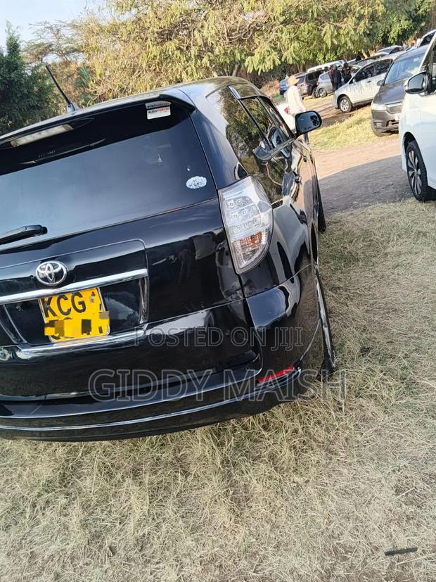 Toyota Vanguard 2009 Black