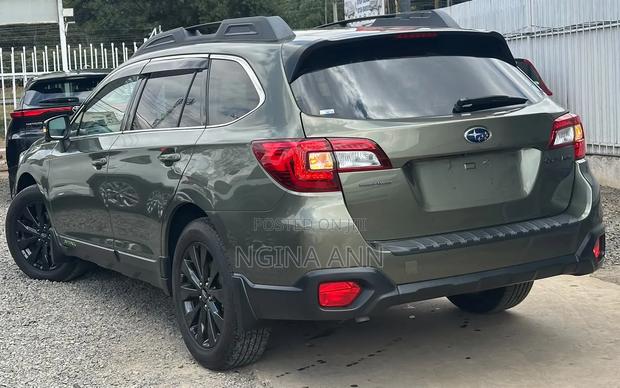 Subaru Outback 2019 Green